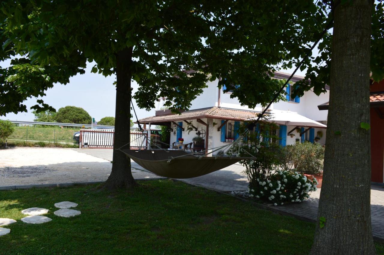 Villa Roma Holidays Jesolo Exteriör bild