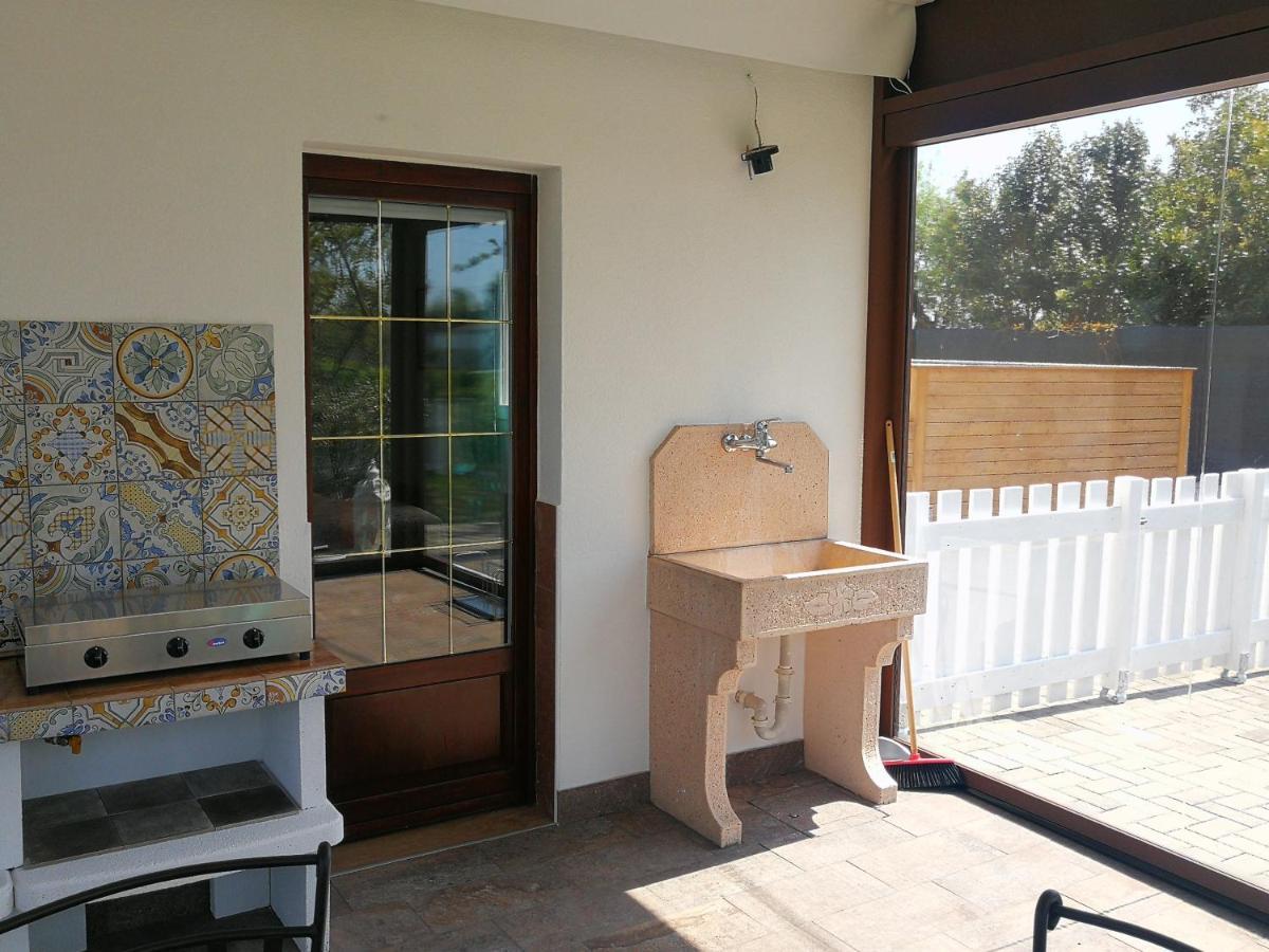 Villa Roma Holidays Jesolo Exteriör bild