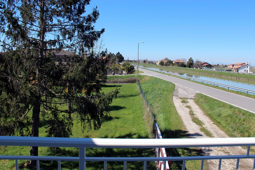 Villa Roma Holidays Jesolo Rum bild