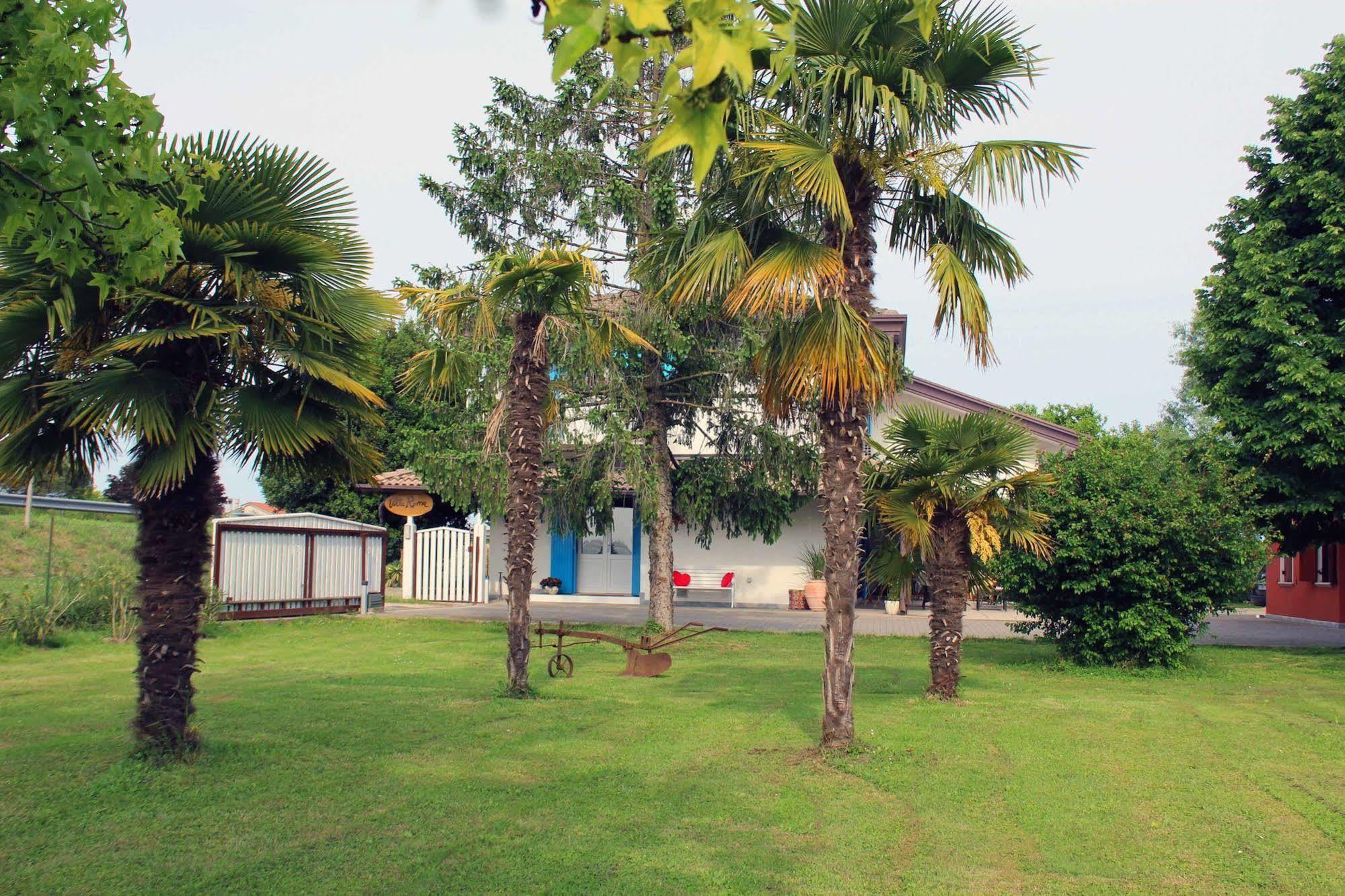 Villa Roma Holidays Jesolo Exteriör bild